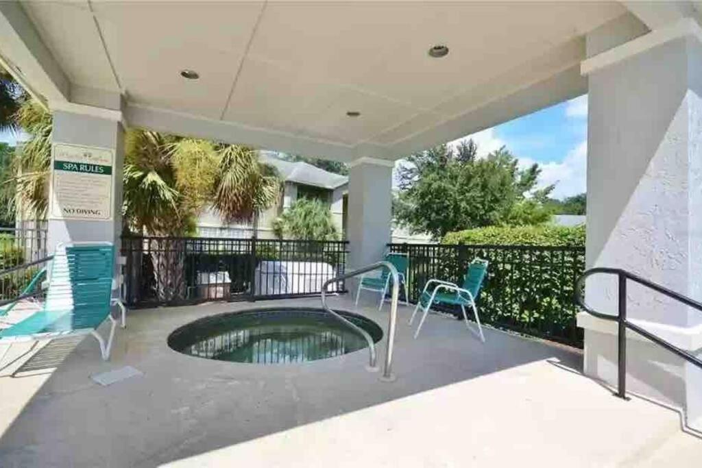 The Botanical Retreat, King Comfort & Poolside Peace Gainesville Exteriör bild